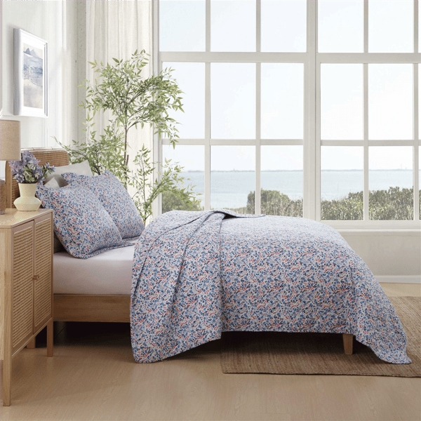 Laura Ashley® Leona 3pc. Flower Quilt Set