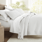 Soft Essentials Ultra Soft Blooming Daisy Reversible Quilt Set - image 6