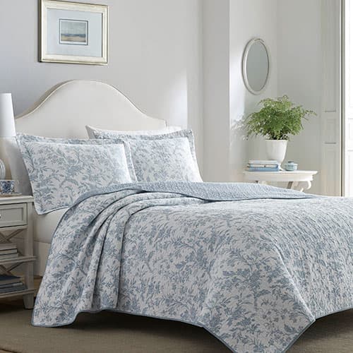 Laura Ashley(R) Amberley Blue Quilt Set