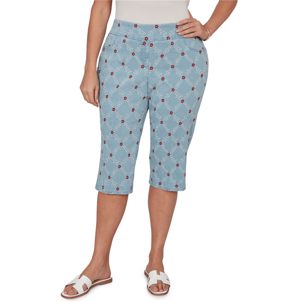 Plus Size Ruby Rd. French Riviera Pull On Floral Denim Capris