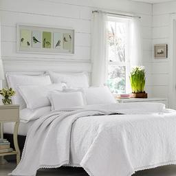 Laura Ashley(R) Heirloom Crochet Quilt Set