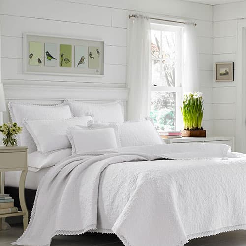 Laura Ashley(R) Heirloom Crochet Quilt Set