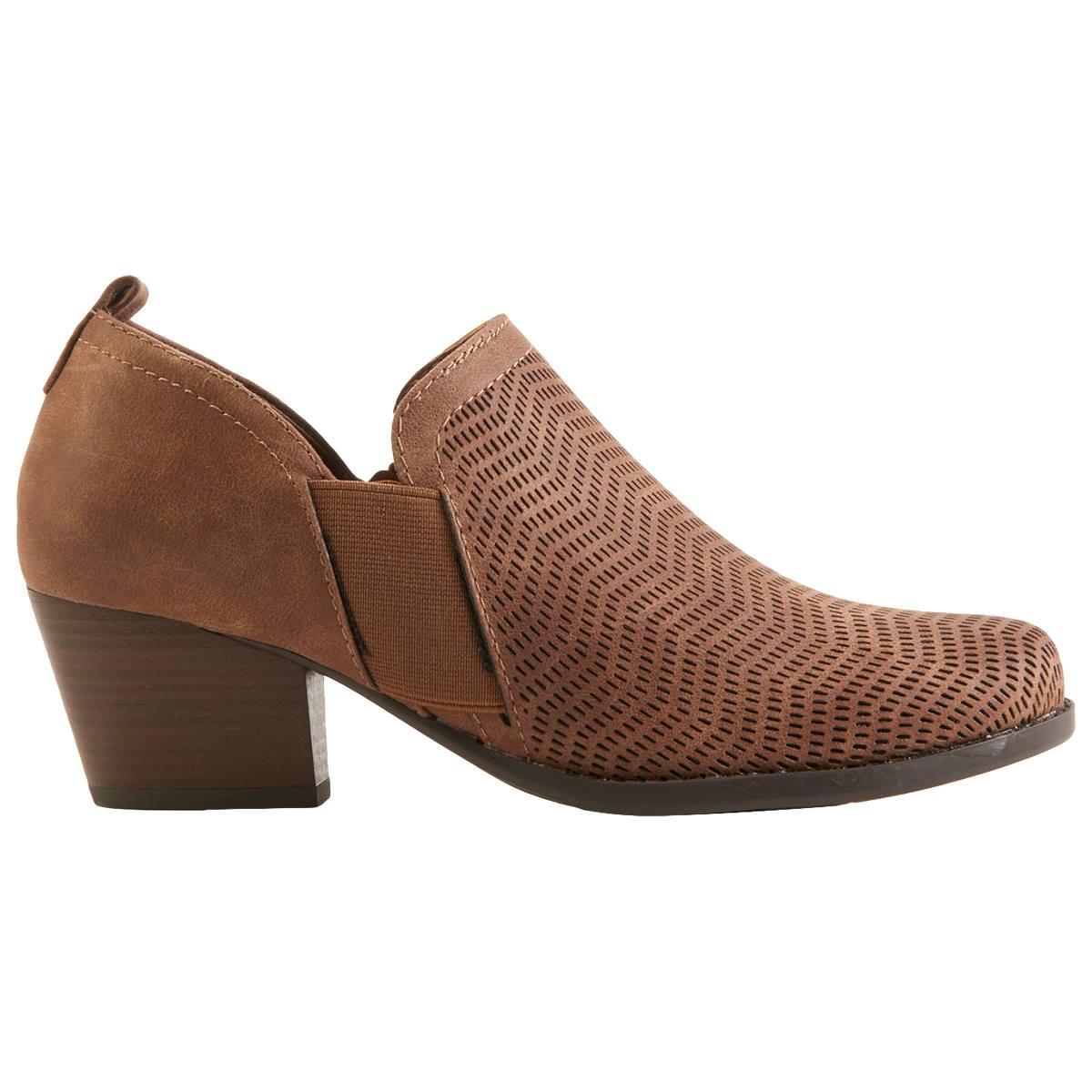 Womens BareTraps® Ridgely Block Heel Ankle Boots