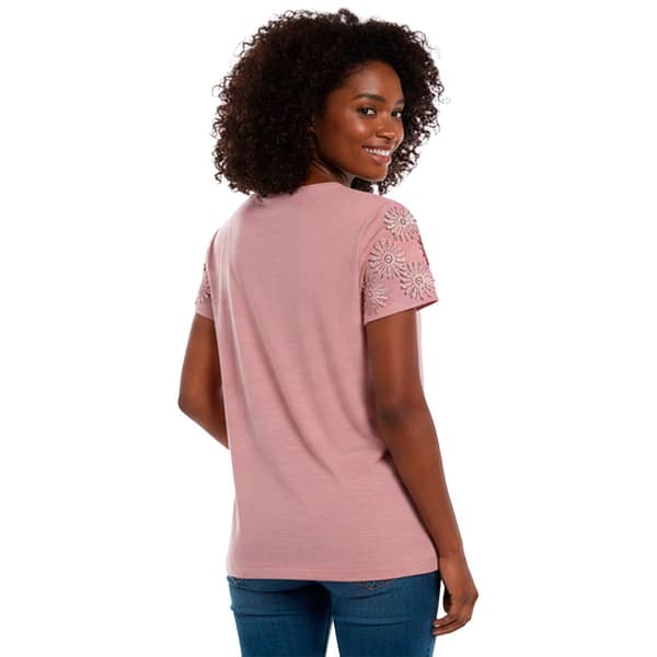 Womens Absolutely Famous Short Sleeve Embroidered Daisy Tee