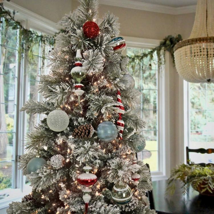 National Tree 11in. Nostalgic Traditions Ornament - Set of 24