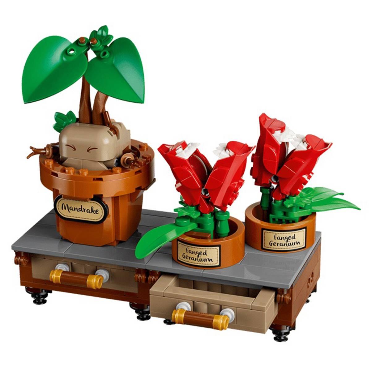 LEGO® Harry Potter™ Hogwarts™ Herbology Plants Building Kit