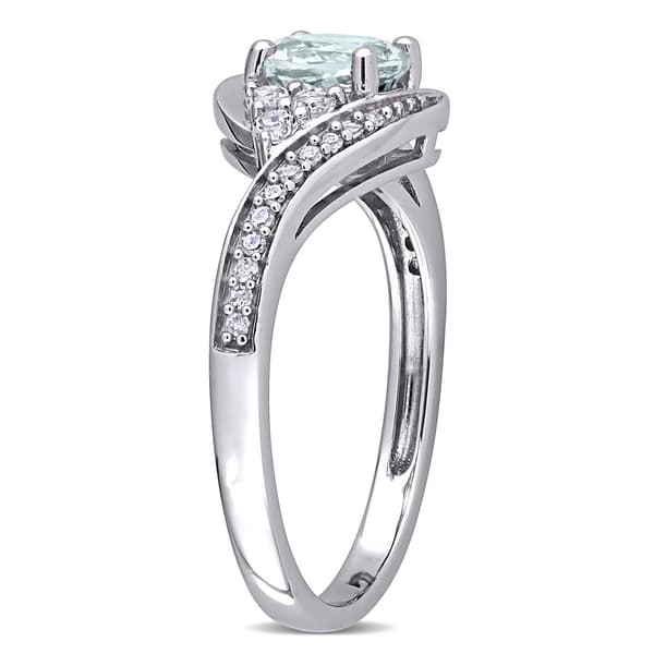 Gemstones Classics&#8482; 10kt. White Gold Aquamarine Engagement Ring