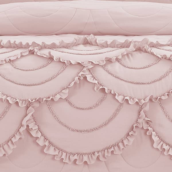 Design Studio Scallop Ruffle Garment Washed Quilt Set