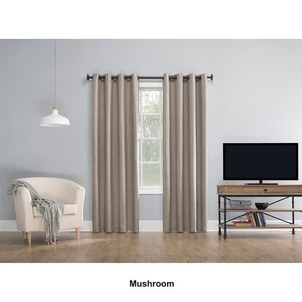 Venezia Grommet Sun Zero Extreme Blackout™ Curtain Panel