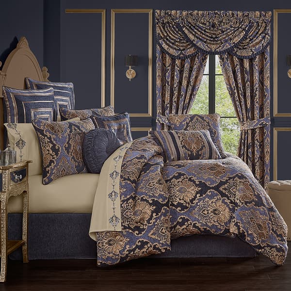 Five Queens Court Woodstock Bedding Collection