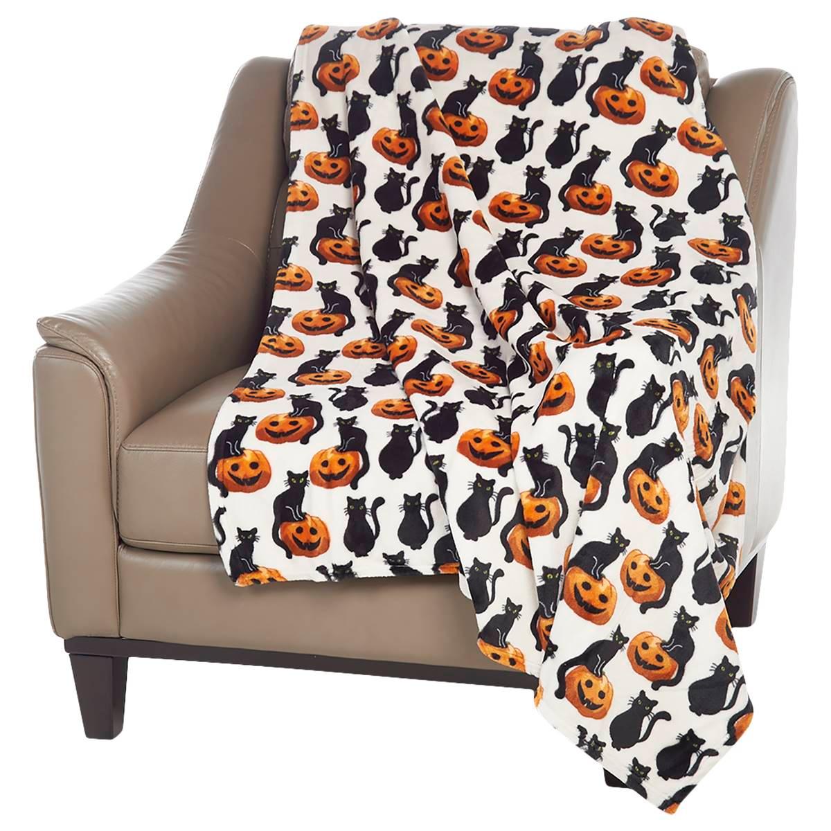 Ashley Cooper™ Binx Pumpkin Plush Throw