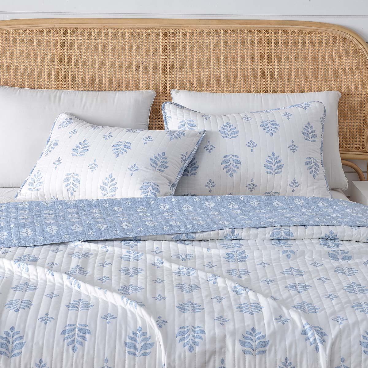 FreshFolds Colette 3pc. Reversible French Floral Quilt Set