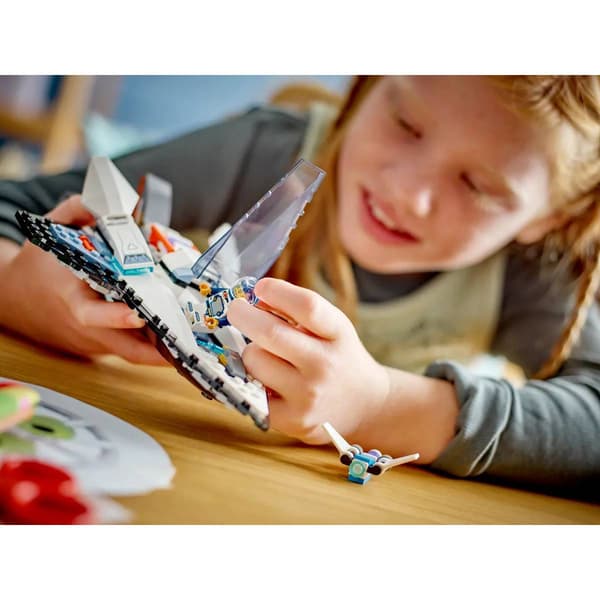 LEGO&#174; City Intersteller Spaceship