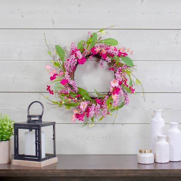 Northlight Seasonal Artificial Geranium &amp; Berry Spring Wreath
