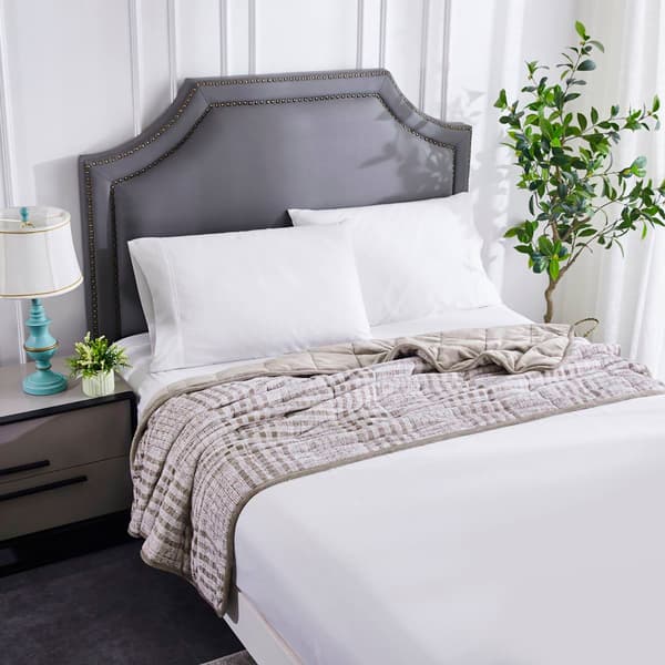 Dreamnest Velvet to Velvet Square Print Weighted Throw Blanket