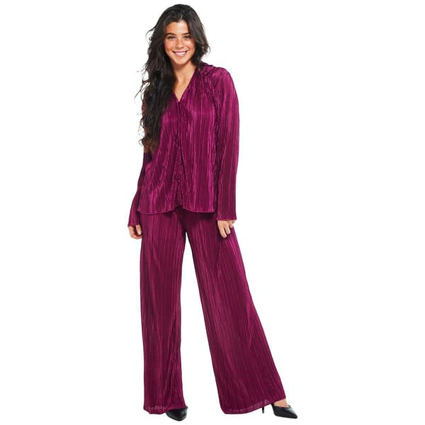 Juniors Almost Famous&#40;tm&#41; 2pc. Chic Plisse Blouse & Wide Leg Pants