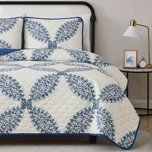 Cannon Abigail 180 Thread Count Medallion Quilt Set