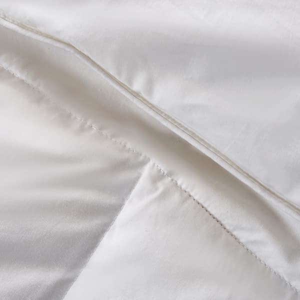 Serta® 233 Thread Count Goose Feather Down Fiber Light Comforter