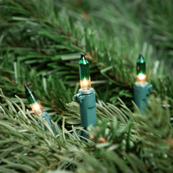Northlight 20.25ft. Mini Clear w/ Green Tips Christmas Light Set