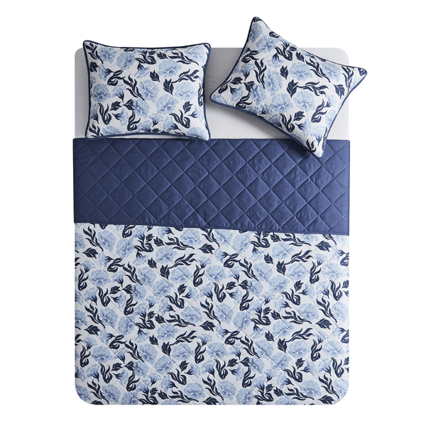 VCNY Home Whisper Blue 3pc. Floral Quilt Set