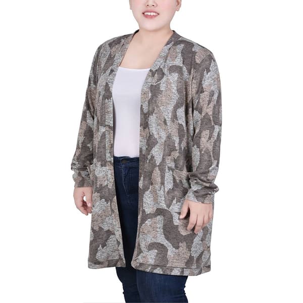 Plus Size NY Collection Long Sleeve Camo Cardigan w/Pock
