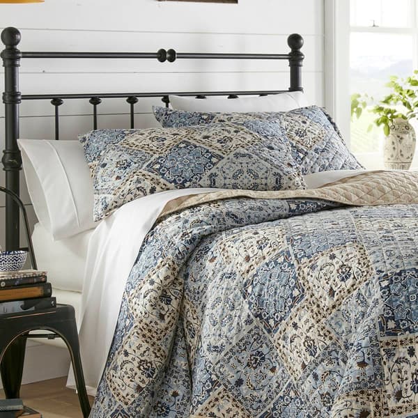 Stone Cottage Abby 136 Thread Count Reversible Quilt Set