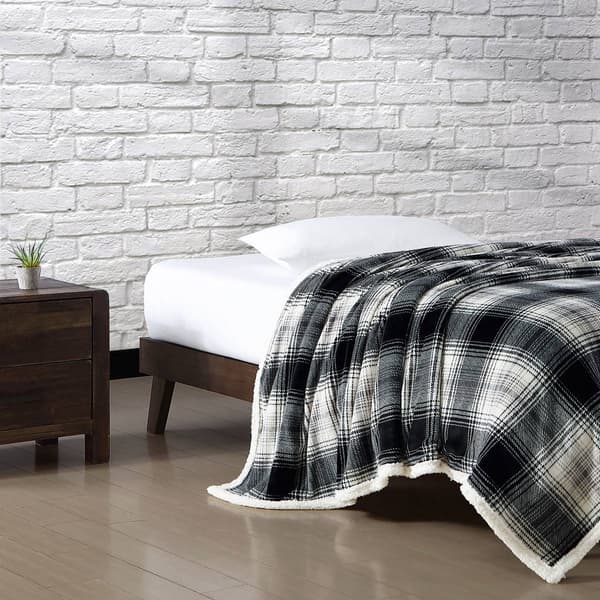 Eddie Bauer Vail Plaid Plush-Fleece Blanket