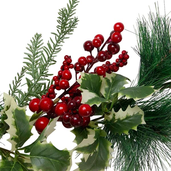 Northlight Seasonal 5ft. Holly & Pine Christmas Garland