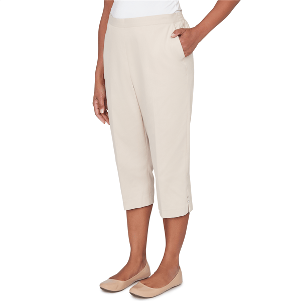 Petites Alfred Dunner Classics_S6 Solid Twill Button Hem Capri P