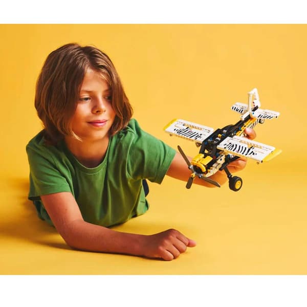 LEGO&#174; Technic&#174; Bush Plane