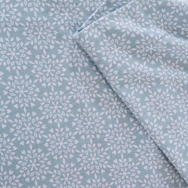 Freshfolds Turkish Cotton Blue Snowflake Flannel 4pc. Sheet Set