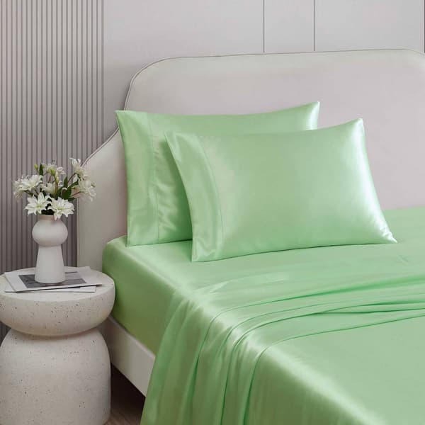 Betsey Johnson Solid Satin Sheet Set - image 