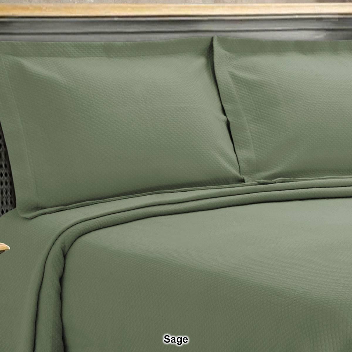Superior Jacquard Matelassé Cotton Diamond Solitaire Bedding Set