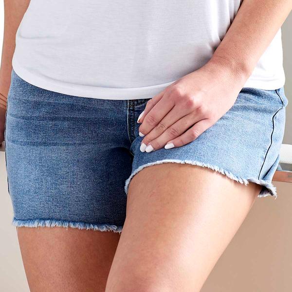 Womens Bleu Denim 1 Button Denim Shorts w/Clean Fray Hem