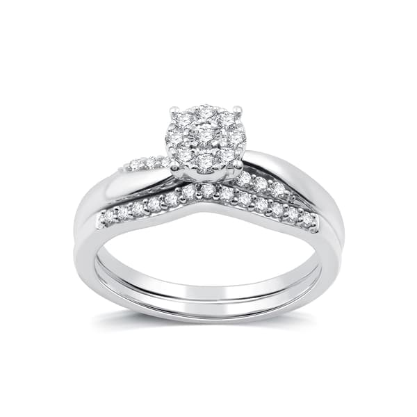 Nova Star&#40;R&#41; 1/4cttw. Lab Grown Diamond Round Cluster Bridal Set