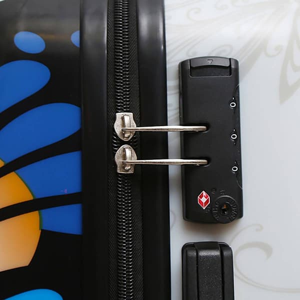 InUSA Butterfly Lightweight Hardside 28in. Spinner
