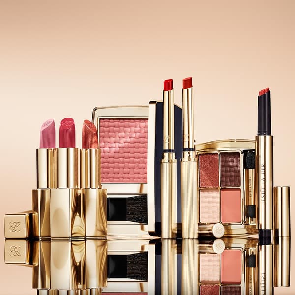 Estee Lauder&#8482; The Sculpting Blush Powder