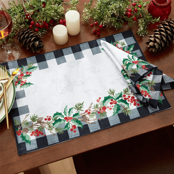 Threadmade Holly Farmhouse Charm Holiday Placemats - Set of 4