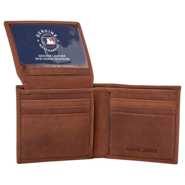 Mens MLB Phillies Oily Pull Up Wallet