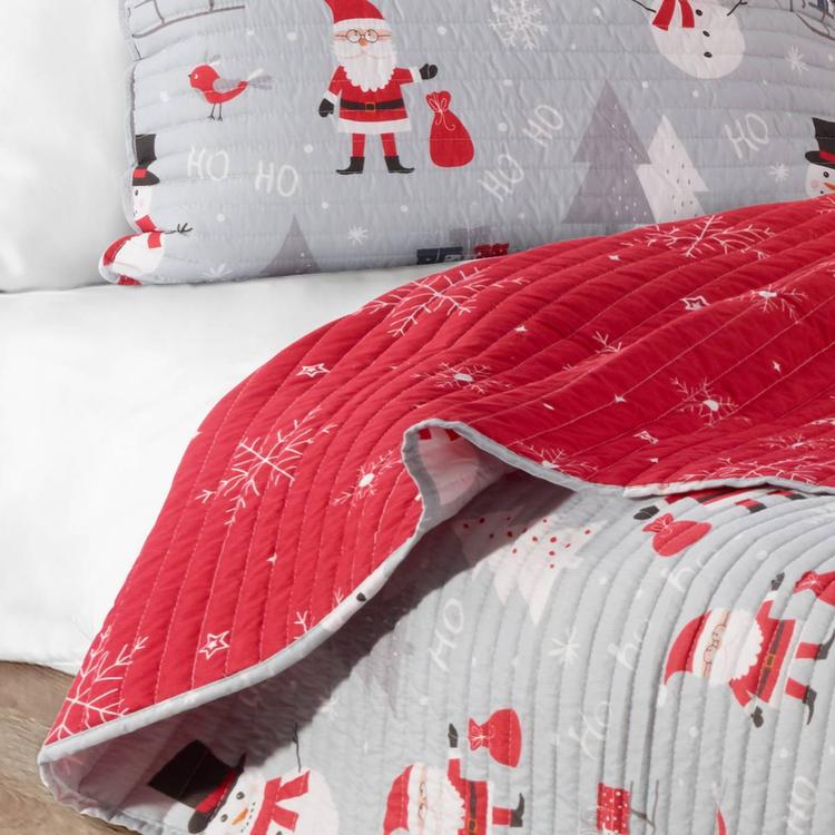 Avanti Ho Ho Ho Quilt Set