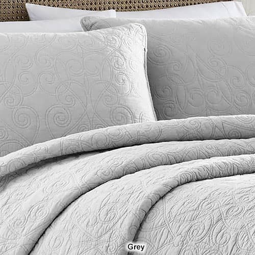 Laura Ashley® Felicity Quilt Set