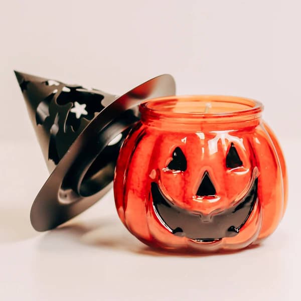 A Cheerful Giver&#40;R&#41; 10oz. Pumpkin Pie Punky Candle