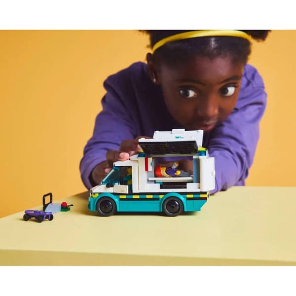 LEGO&#174; CITY Emergency Ambulance