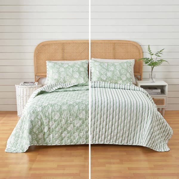 FreshFolds 3pc. Simple Seashell Coastal Microfiber Quilt Set