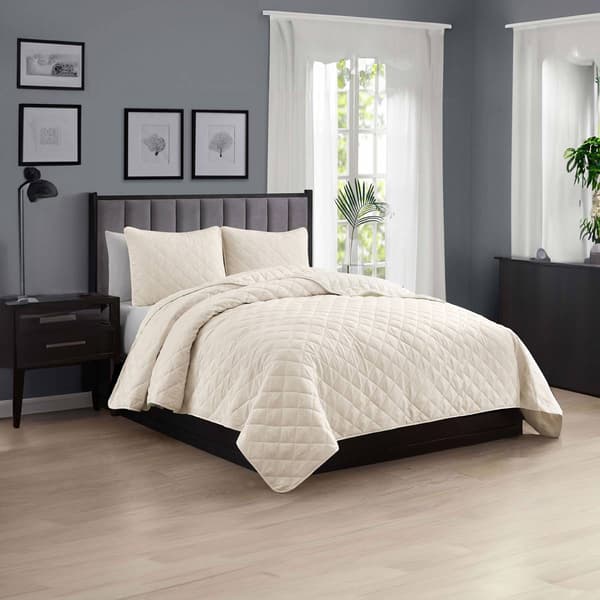 Swift Home Lightweight Diamond Stitched 3-Piece Quilt Set