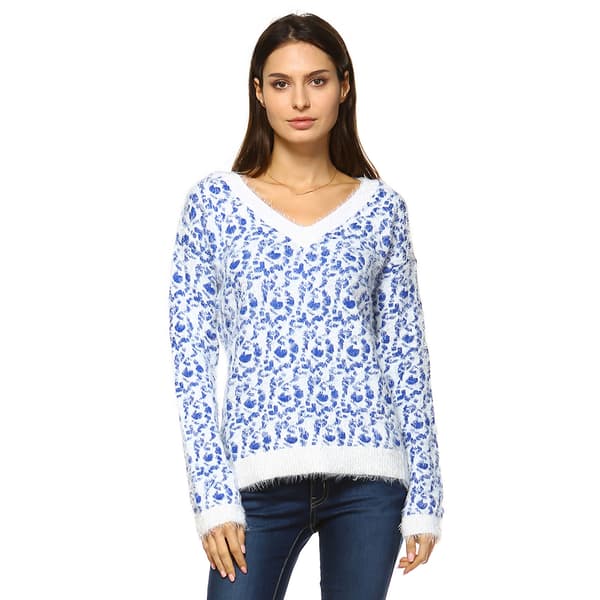 Womens White Mark Leopard Sweater - image 