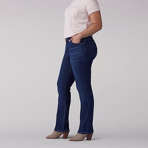 Plus Size Lee&#174; Flex Motion Straight Leg Jeans