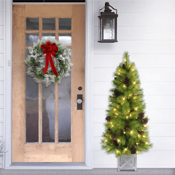 Puleo International 4.5ft. Pre-Lit Arkansas Pine Christmas Tree