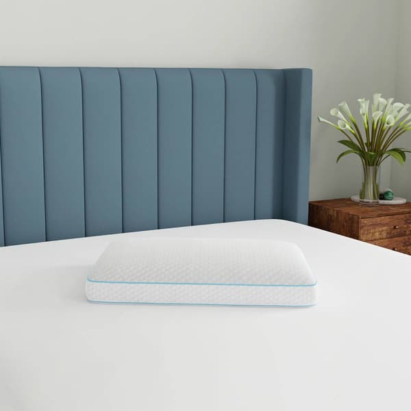 Bodipedic&#8482; AeroFusion Gusseted Gel-Infused Memory Foam Bed Pillow