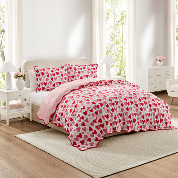 Hallmark Love Art 3pc. Quilt Set